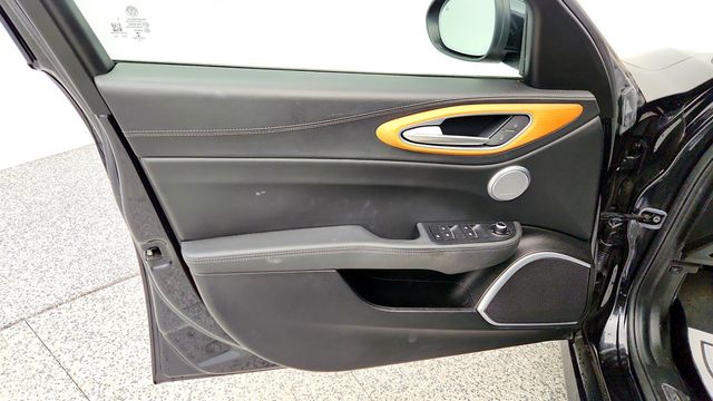 2018 Alfa Romeo Giulia Ti Lusso AWD - 23018144 - 10