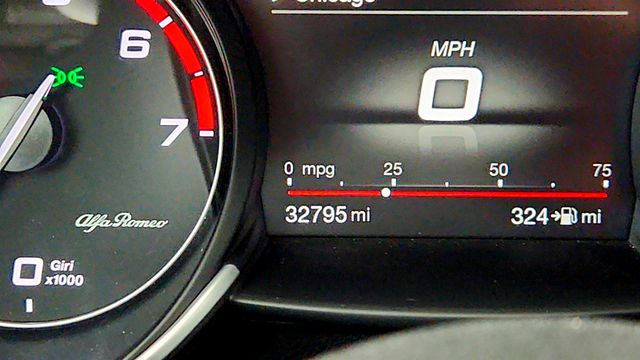 2018 Alfa Romeo Giulia Ti Lusso AWD - 23018144 - 15