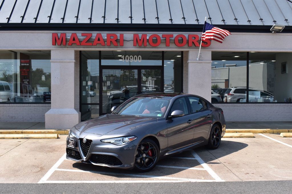 2018 Alfa Romeo Giulia Ti Sport AWD - 23084212 - 1