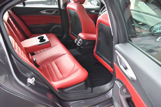 2018 Alfa Romeo Giulia Ti Sport AWD - 23084212 - 20