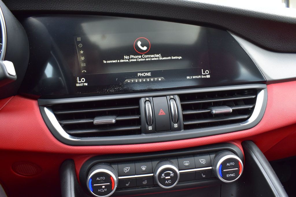 2018 Alfa Romeo Giulia Ti Sport AWD - 23084212 - 40