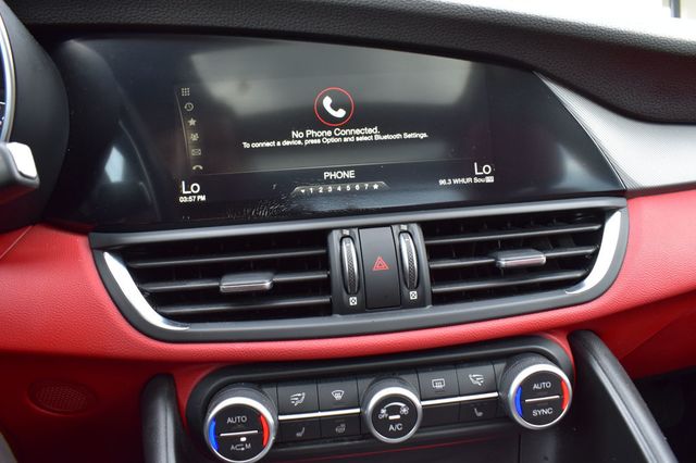 2018 Alfa Romeo Giulia Ti Sport AWD - 23084212 - 40
