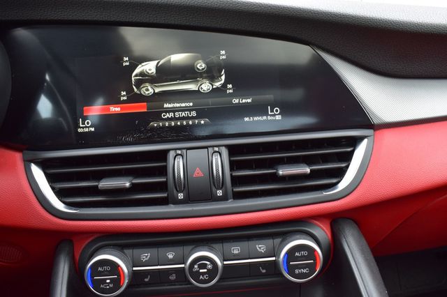 2018 Alfa Romeo Giulia Ti Sport AWD - 23084212 - 41