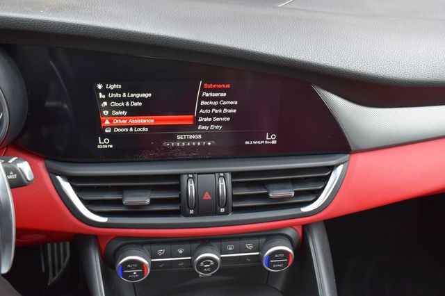 2018 Alfa Romeo Giulia Ti Sport AWD - 23084212 - 45