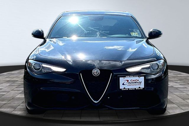 2018 Alfa Romeo Giulia Ti Sport AWD - 23070671 - 1