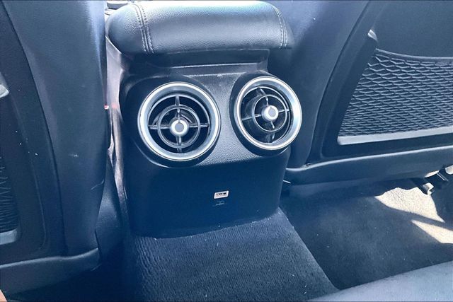 2018 Alfa Romeo Giulia Ti Sport AWD - 23070671 - 35