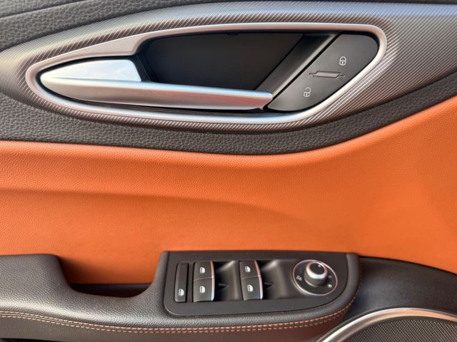 2018 Alfa Romeo Giulia Ti Sport AWD - 23085081 - 8