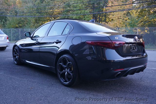2018 Alfa Romeo Giulia Ti Sport AWD PANO/DRIVER ASSIST STATIC/TI PERFORMANCE PKGS - 23098710 - 4