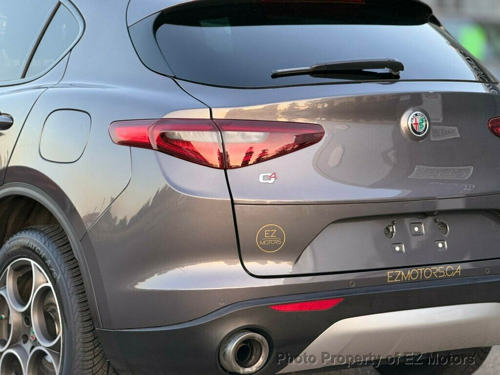 2018 Alfa Romeo Stelvio 52025 KM! ONE OWNER! CERTIFIED! - 22919256 - 11