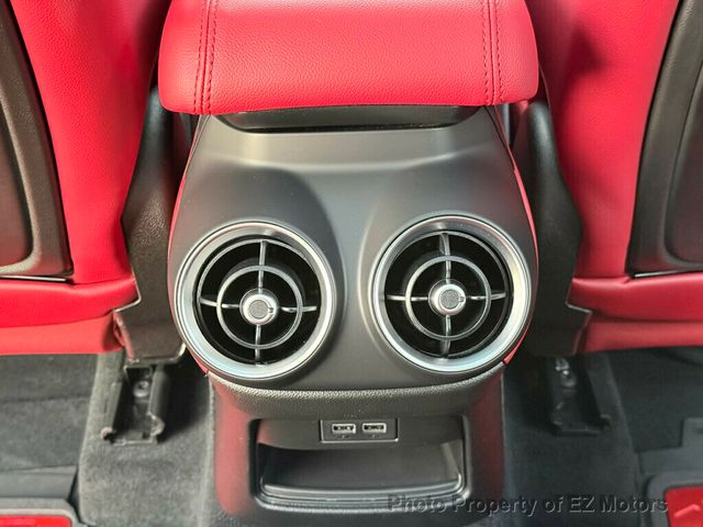 2018 Alfa Romeo Stelvio 52025 KM! ONE OWNER! CERTIFIED! - 22919256 - 30