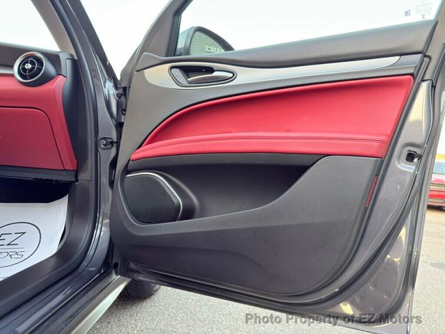 2018 Alfa Romeo Stelvio 52025 KM! ONE OWNER! CERTIFIED! - 22919256 - 31