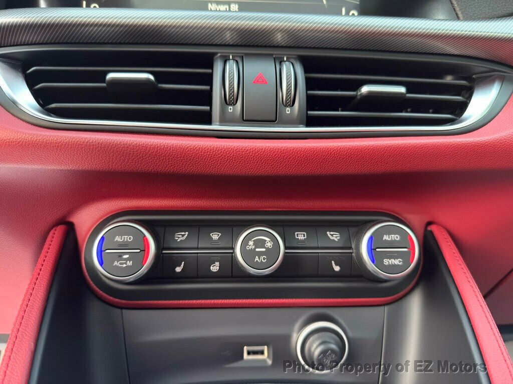 2018 Alfa Romeo Stelvio 52025 KM! ONE OWNER! CERTIFIED! - 22919256 - 49