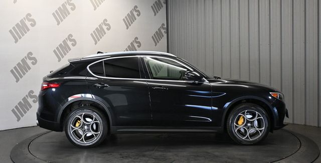 2018 Alfa Romeo Stelvio AWD - 23087527 - 3