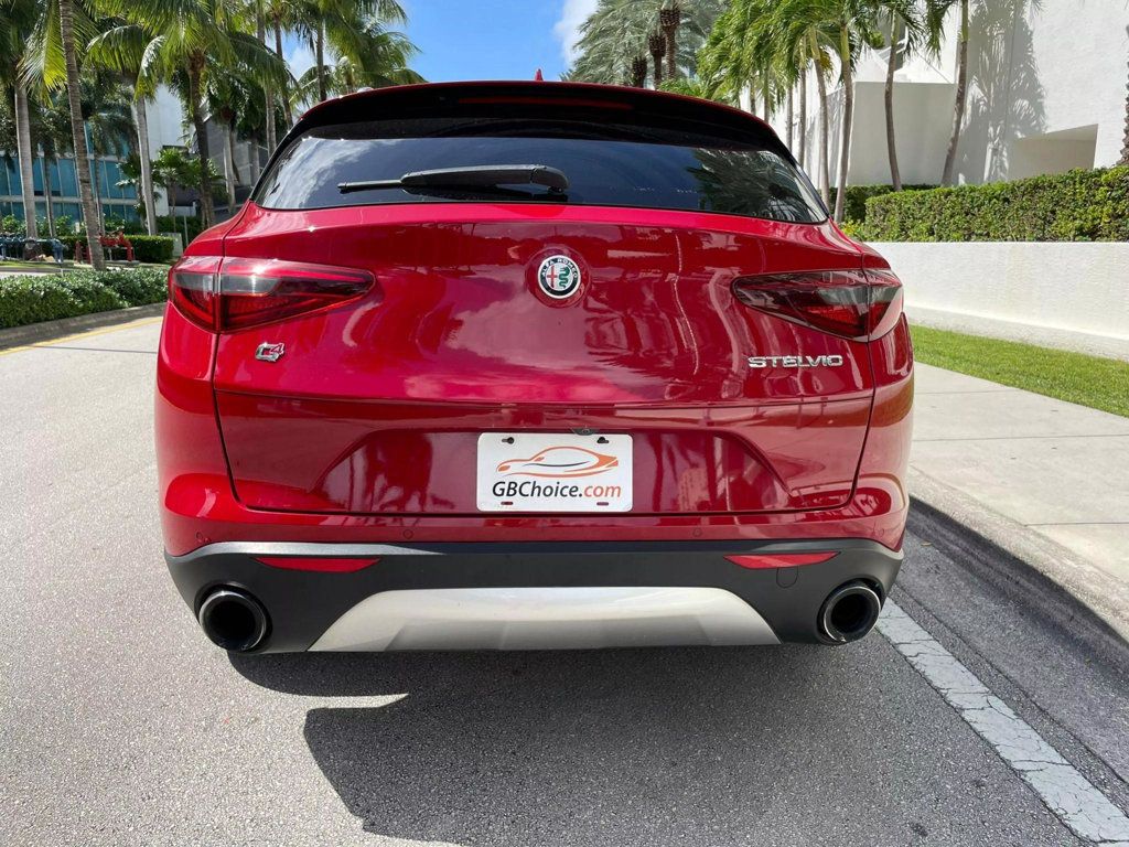 2018 Alfa Romeo Stelvio AWD - 22642171 - 5