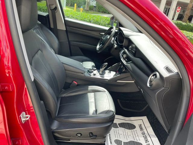 2018 Alfa Romeo Stelvio AWD - 22960549 - 24