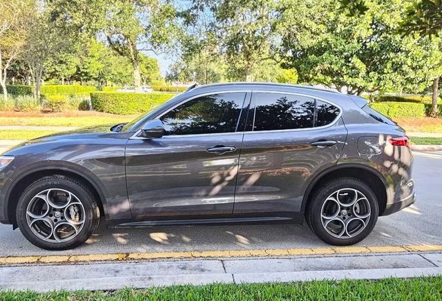 2018 Alfa Romeo Stelvio AWD - 22961176 - 1