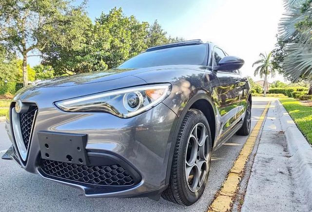 2018 Alfa Romeo Stelvio AWD - 22961176 - 3