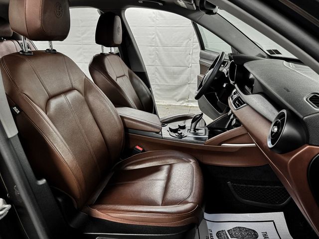 2018 Alfa Romeo Stelvio AWD - 22950050 - 9