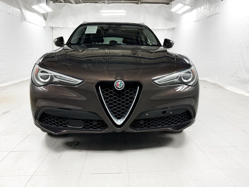 2018 Alfa Romeo Stelvio AWD - 22950050 - 1