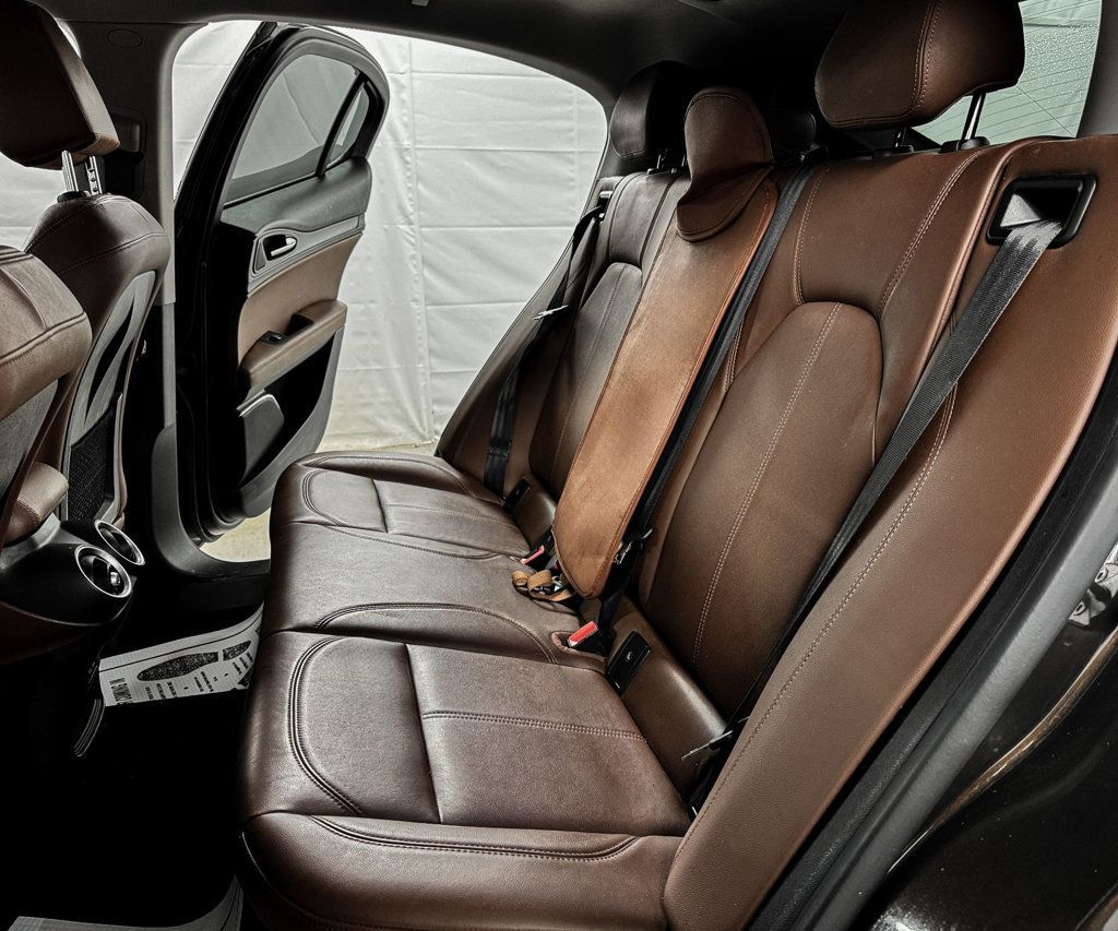 2018 Alfa Romeo Stelvio AWD - 22950050 - 7