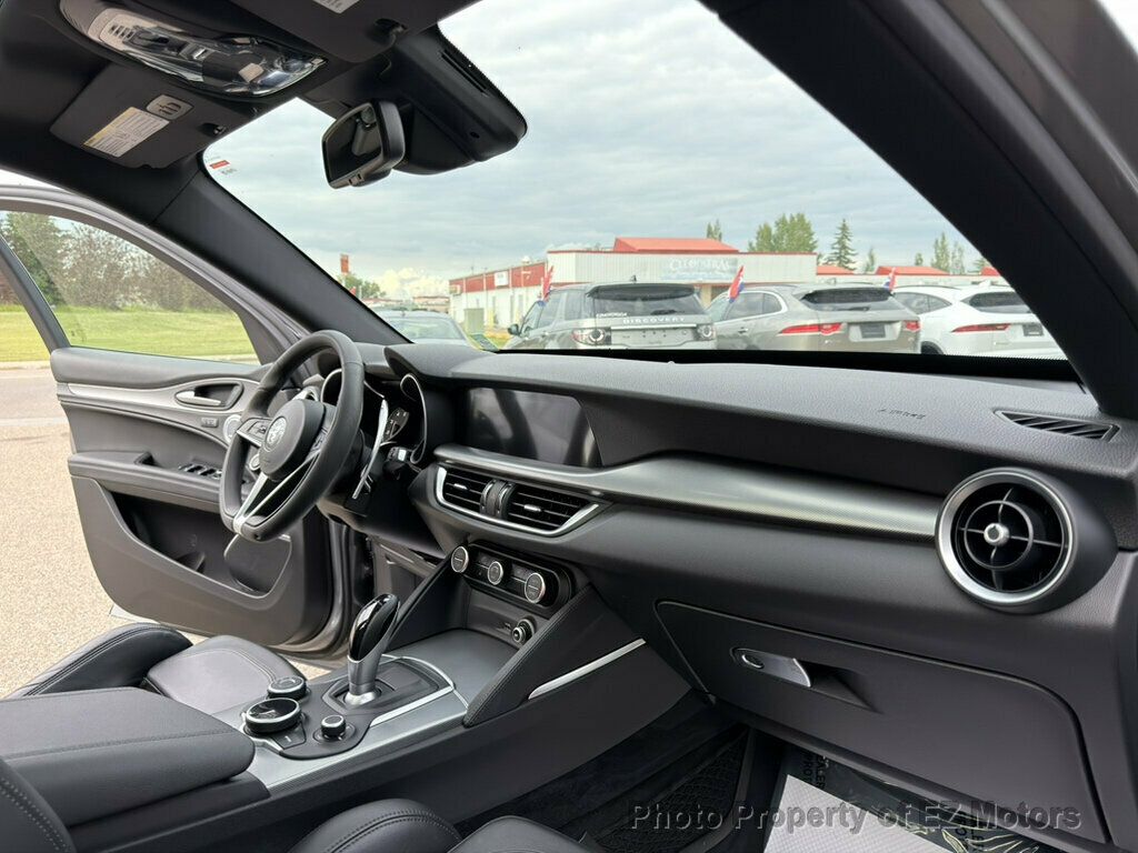 2018 Alfa Romeo Stelvio ONE OWNER! 82405 KMS! CERTIFIED! - 23067690 - 20