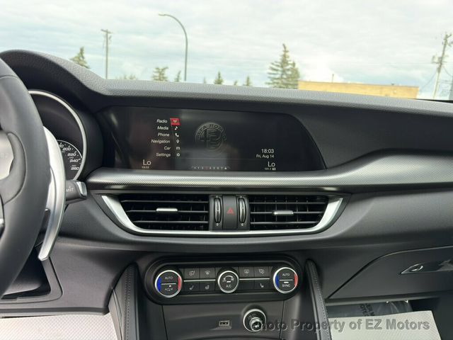2018 Alfa Romeo Stelvio ONE OWNER! 82405 KMS! CERTIFIED! - 23067690 - 28