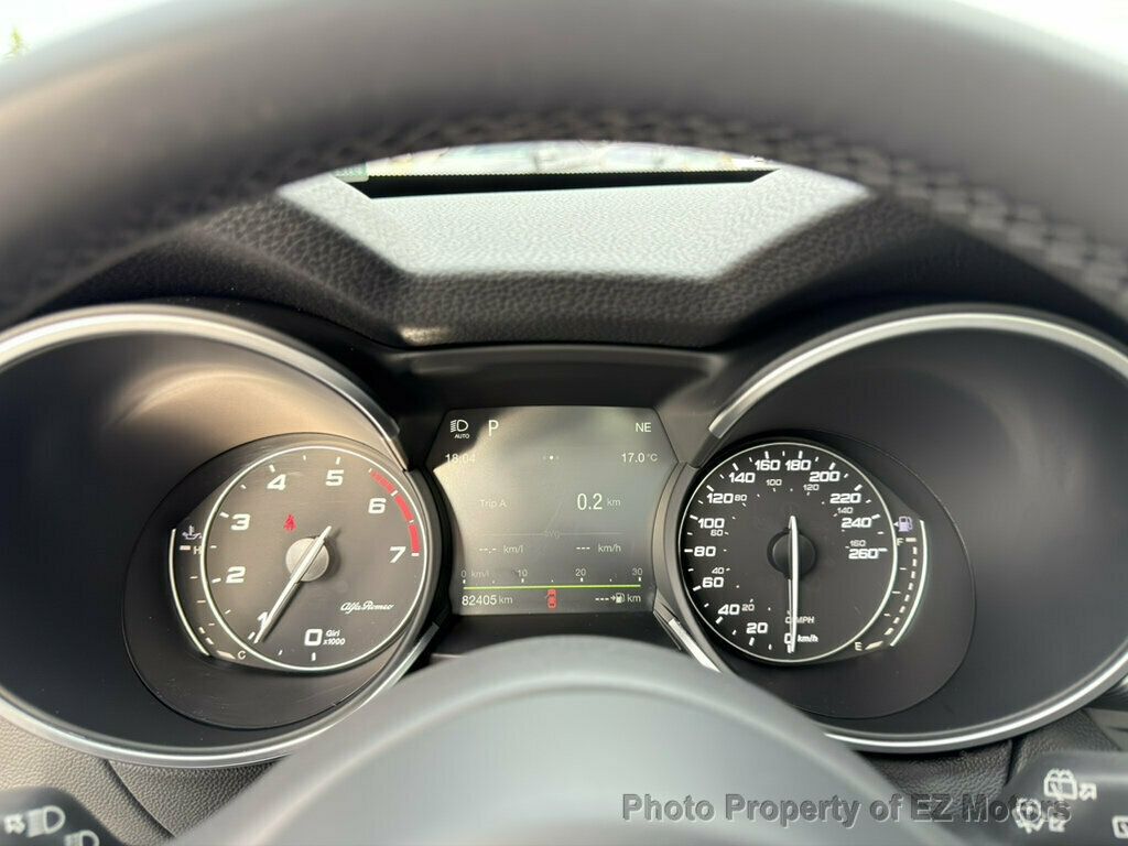 2018 Alfa Romeo Stelvio ONE OWNER! 82405 KMS! CERTIFIED! - 23067690 - 34