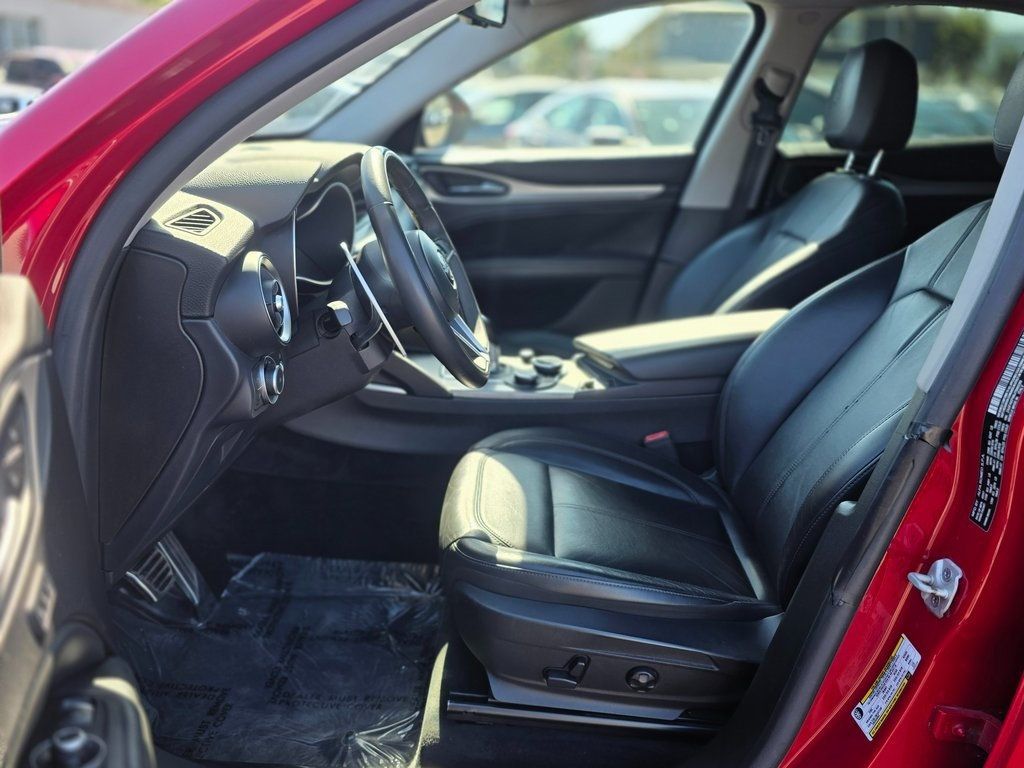 2018 Alfa Romeo Stelvio Sport AWD - 22971610 - 15