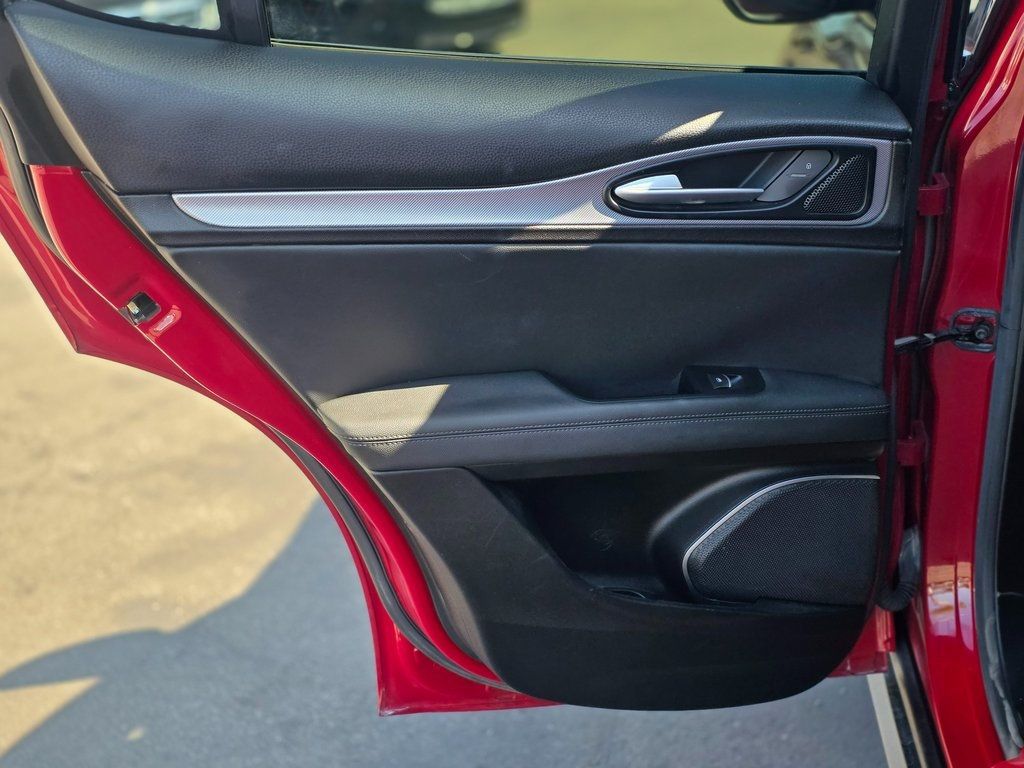 2018 Alfa Romeo Stelvio Sport AWD - 22971610 - 21