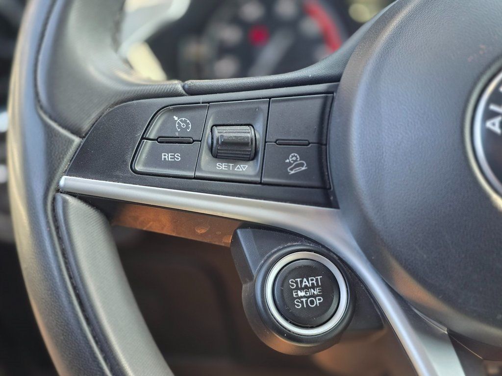 2018 Alfa Romeo Stelvio Sport AWD - 22971610 - 26