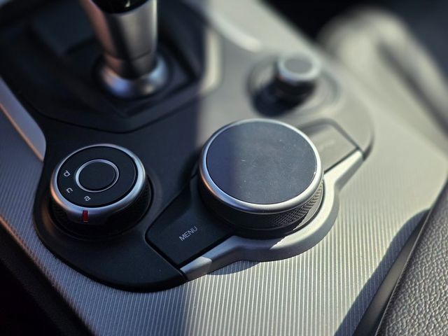 2018 Alfa Romeo Stelvio Sport AWD - 22971610 - 33