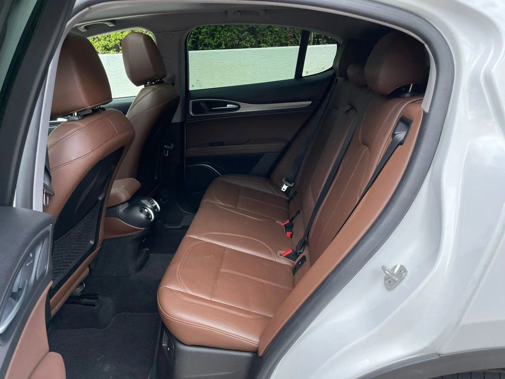 2018 Alfa Romeo Stelvio Sport AWD - 22960550 - 11