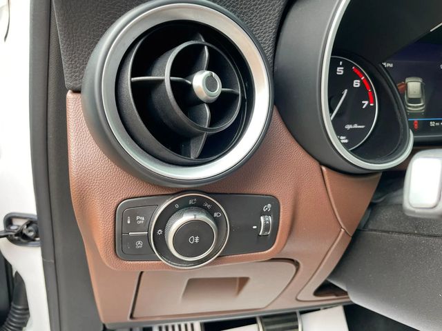 2018 Alfa Romeo Stelvio Sport AWD - 22960550 - 21