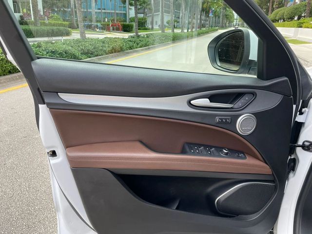 2018 Alfa Romeo Stelvio Sport AWD - 22960550 - 33