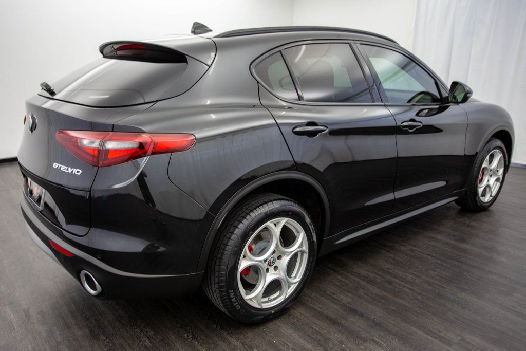 2018 Alfa Romeo Stelvio Sport AWD - 22344780 - 9