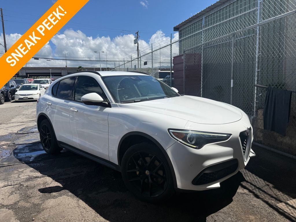 2018 Alfa Romeo Stelvio Ti AWD - 23039557 | Video 1