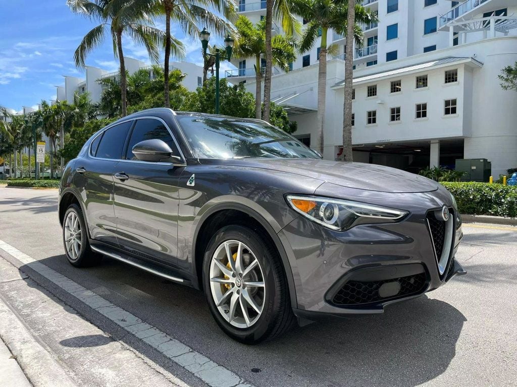 2018 Alfa Romeo Stelvio Ti AWD - 22372454 - 1