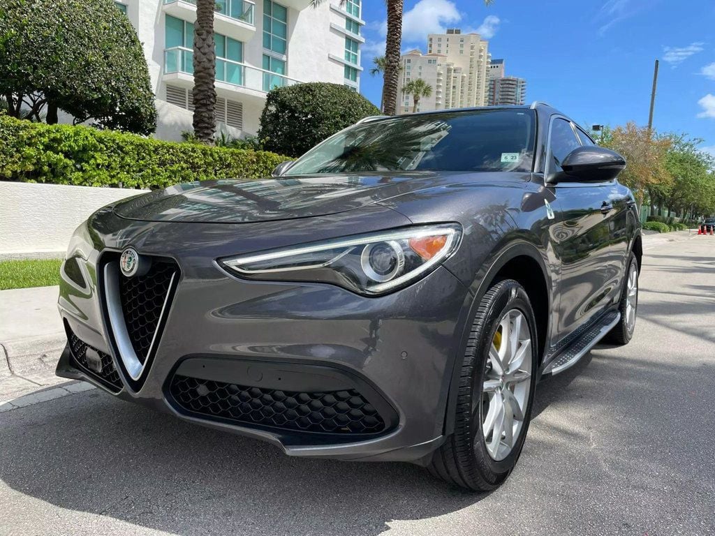 2018 Alfa Romeo Stelvio Ti AWD - 22372454 - 8