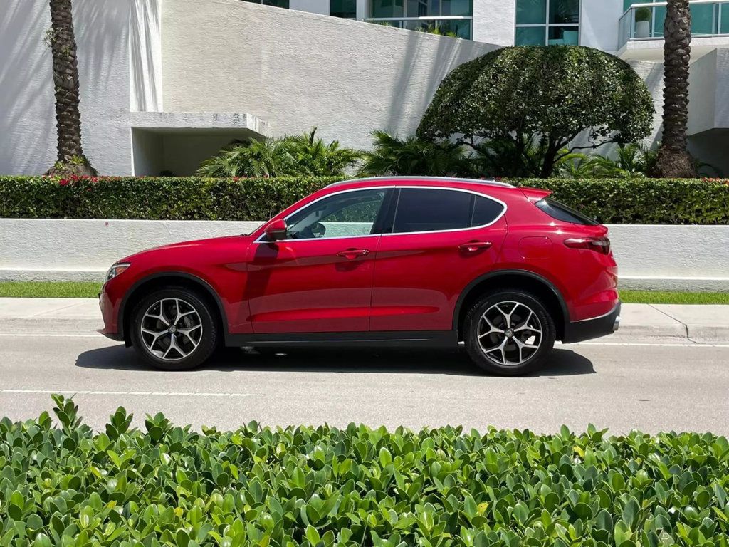 2018 Alfa Romeo Stelvio Ti AWD - 22435889 - 10