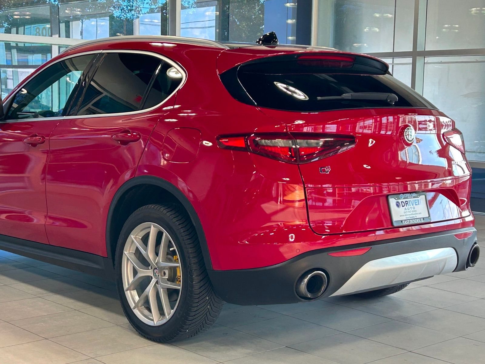 2018 Alfa Romeo Stelvio Ti photo 13