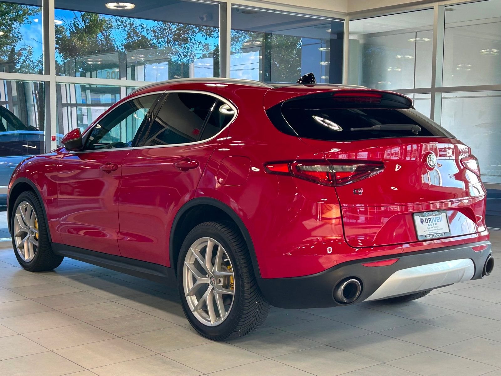 2018 Alfa Romeo Stelvio Ti photo 14
