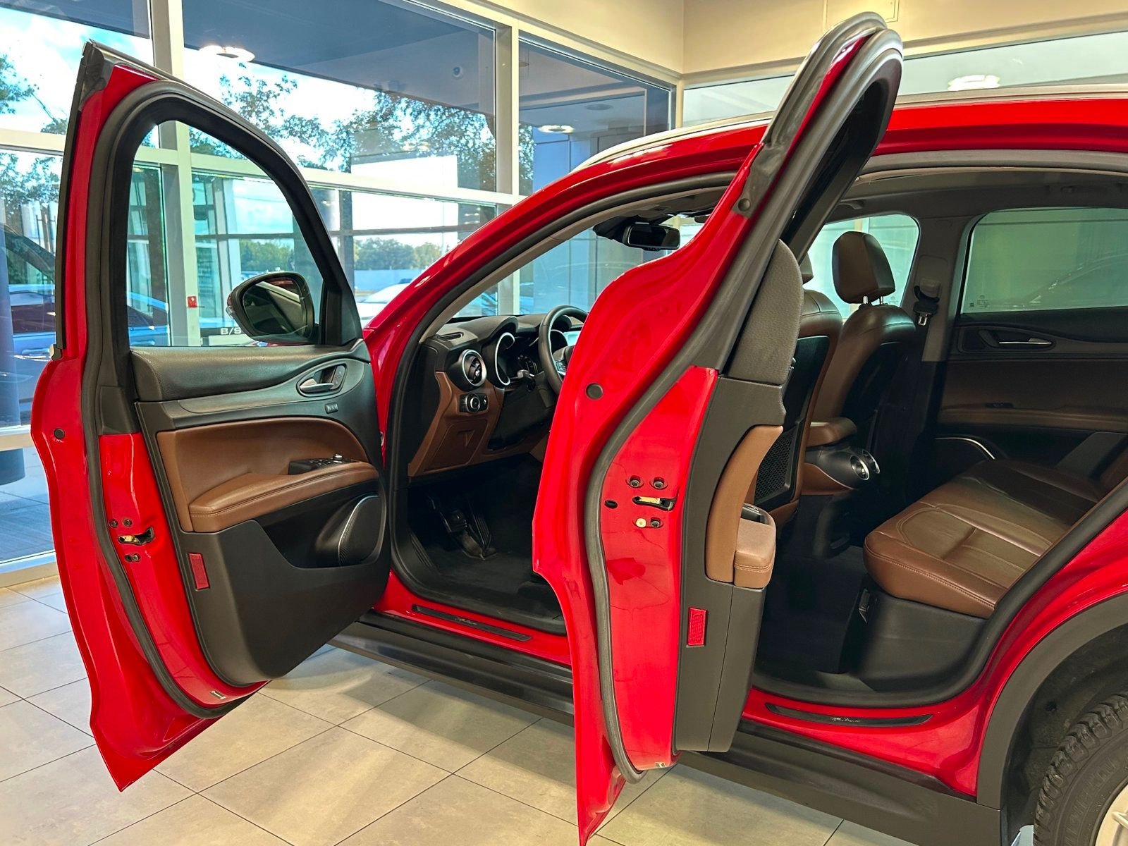 2018 Alfa Romeo Stelvio Ti photo 18