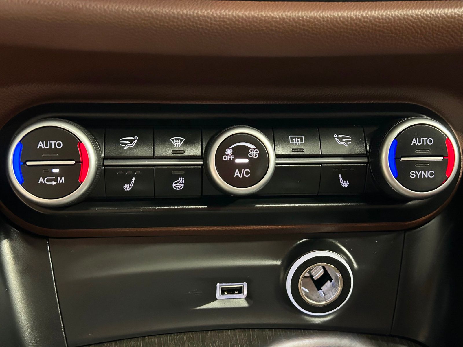 2018 Alfa Romeo Stelvio Ti photo 31