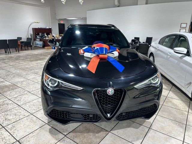 2018 Alfa Romeo Stelvio Ti Sport AWD - 22389138 - 1