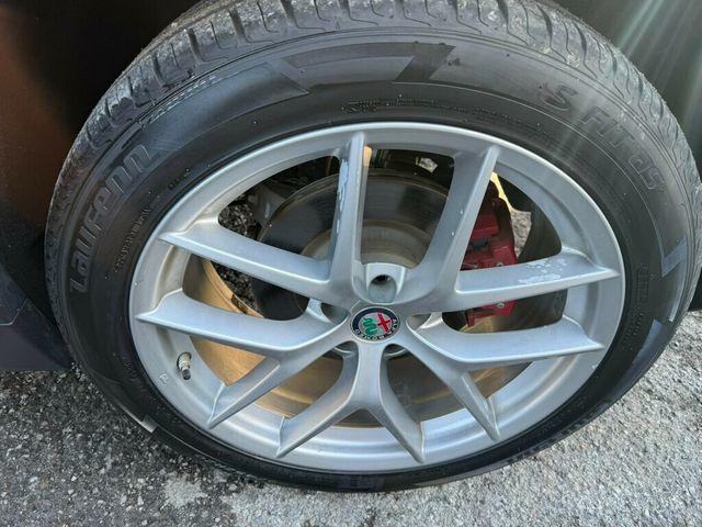 2018 Alfa Romeo Stelvio Ti Sport AWD - 22981401 - 9