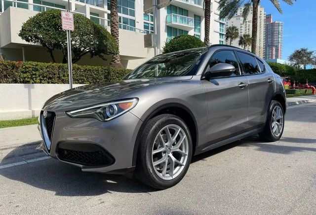 2018 Alfa Romeo Stelvio Ti Sport AWD - 22961175 - 0
