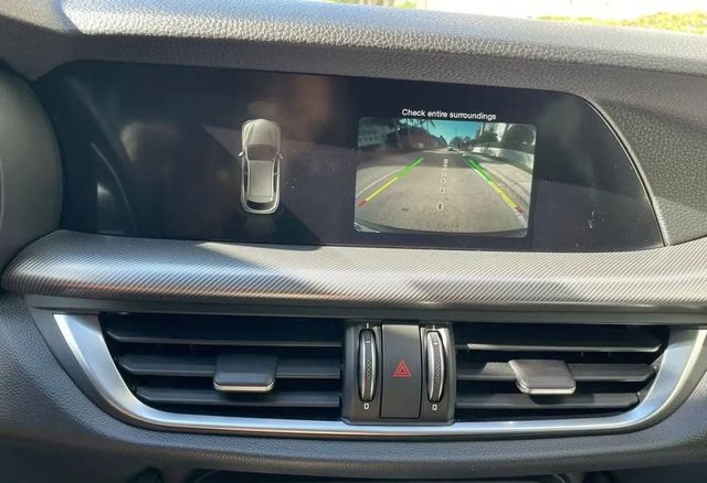 2018 Alfa Romeo Stelvio Ti Sport AWD - 22961175 - 11