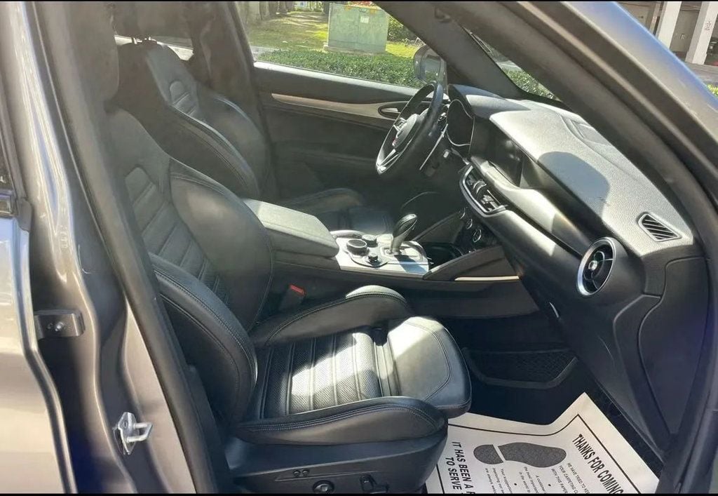 2018 Alfa Romeo Stelvio Ti Sport AWD - 22961175 - 19