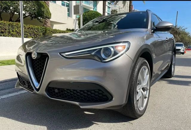 2018 Alfa Romeo Stelvio Ti Sport AWD - 22961175 - 7