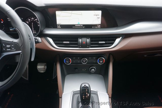 2018 Alfa Romeo Stelvio Ti Sport AWD 22S/DRIVER ASSIST STATIC/PANO/20" WHEELS/NAV LOADED - 23076117 - 22